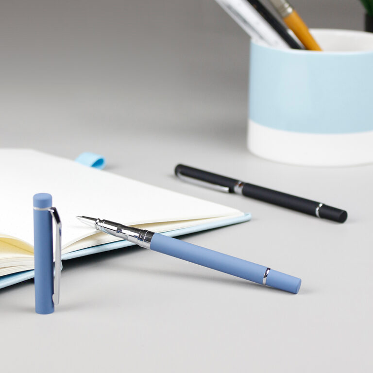 Sharp Azul Ambientada 1